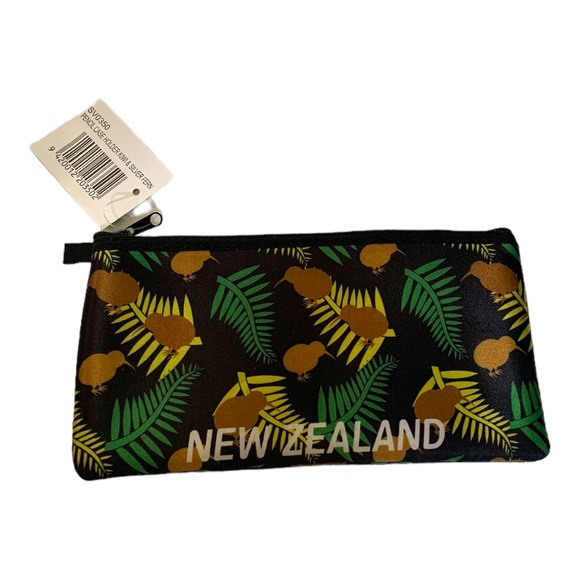 NWT Kauri Kiwi & Silver Fern New Zealand Padded Pencil Case Zipper - Picture 5 of 5